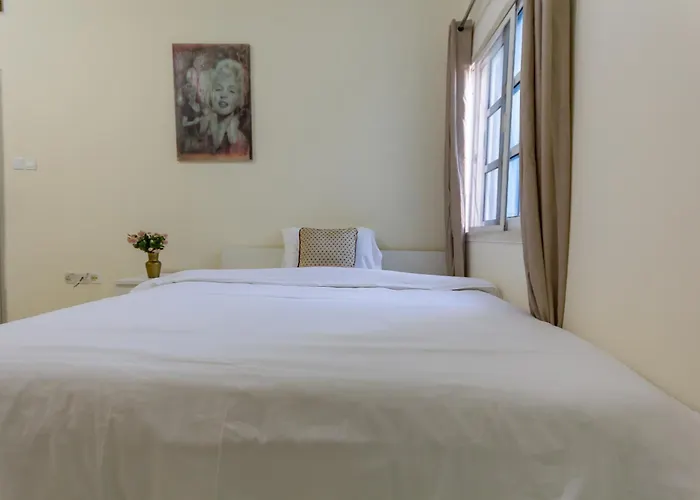 Relaxing Private Rooms In Compound Housing Near Burj Alarab Villa 124