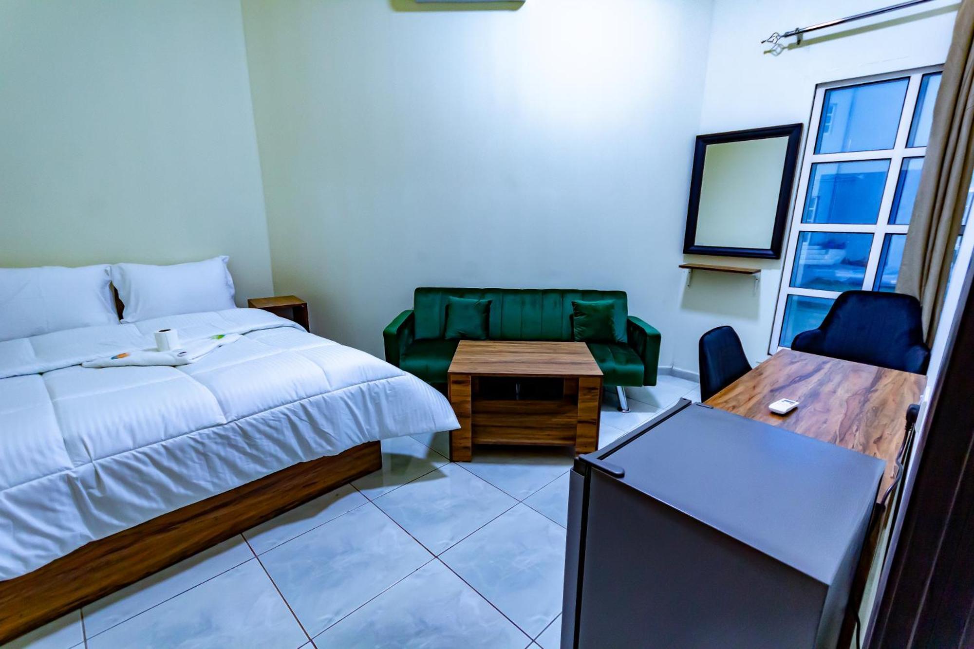 Relaxing Private In Compound Housing Near Burj Alarab 124 Дубай
