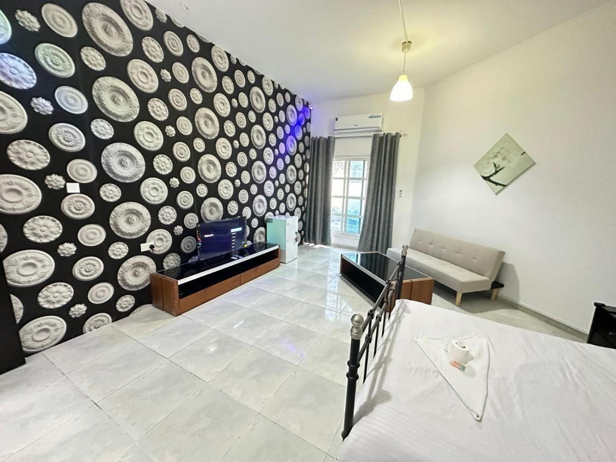 Relaxing Private In Compound Housing Near Burj Alarab 124 Alloggio in famiglia Dubai