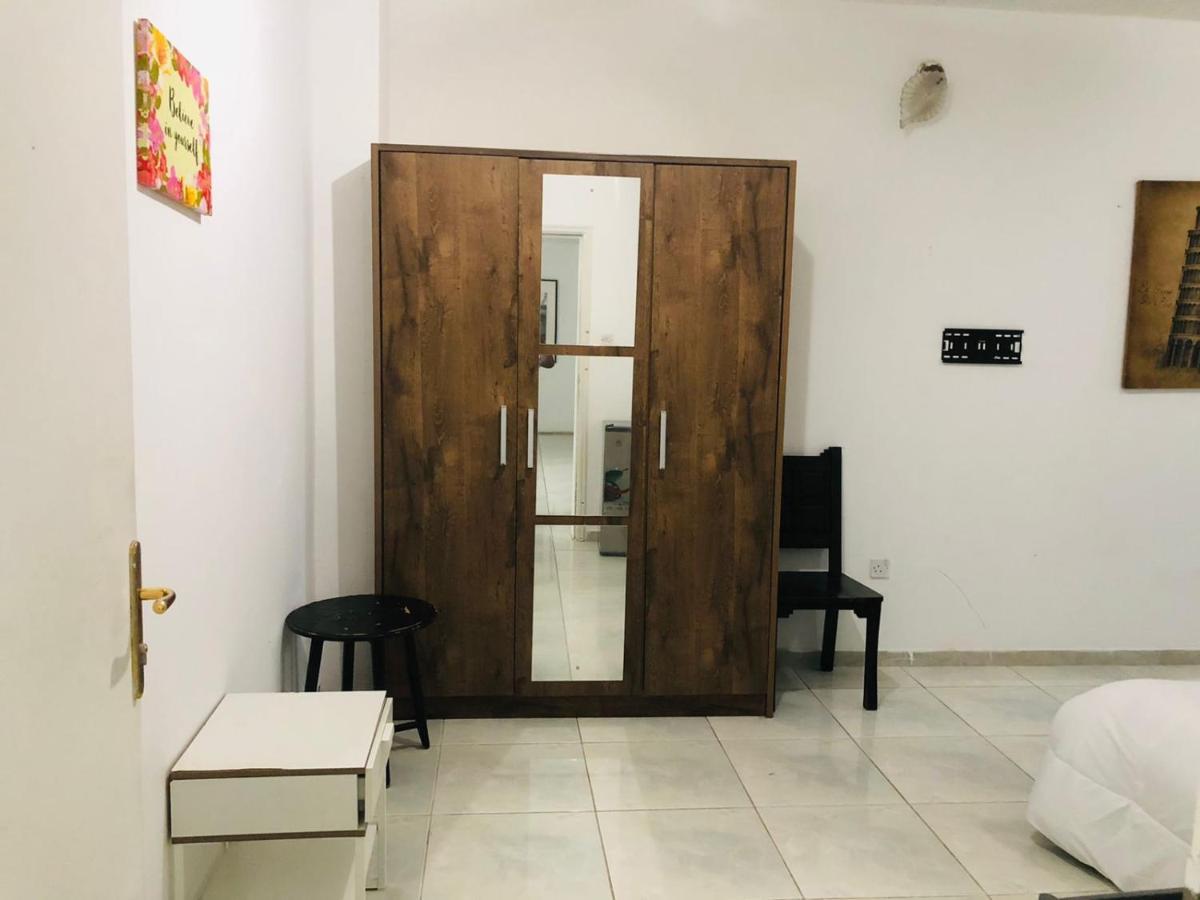 Alloggio in famiglia Relaxing Private In Compound Housing Near Burj Alarab 124