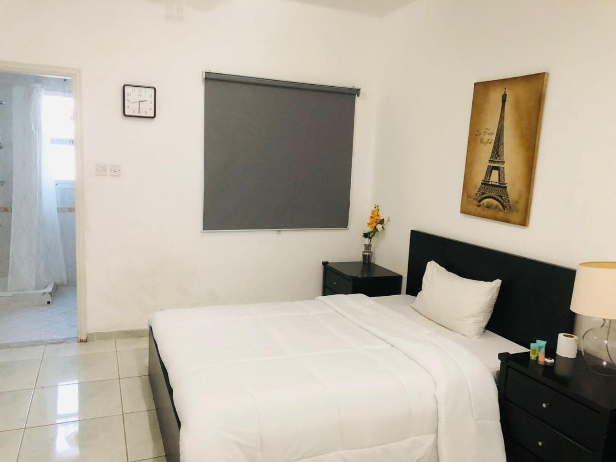 Relaxing Private In Compound Housing Near Burj Alarab 124 Alloggio in famiglia