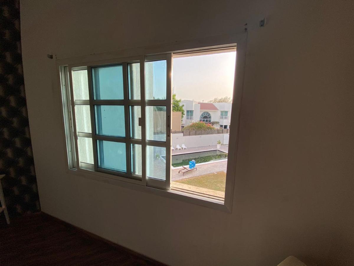 Relaxing Private In Compound Housing Near Burj Alarab 124 Alloggio in famiglia *